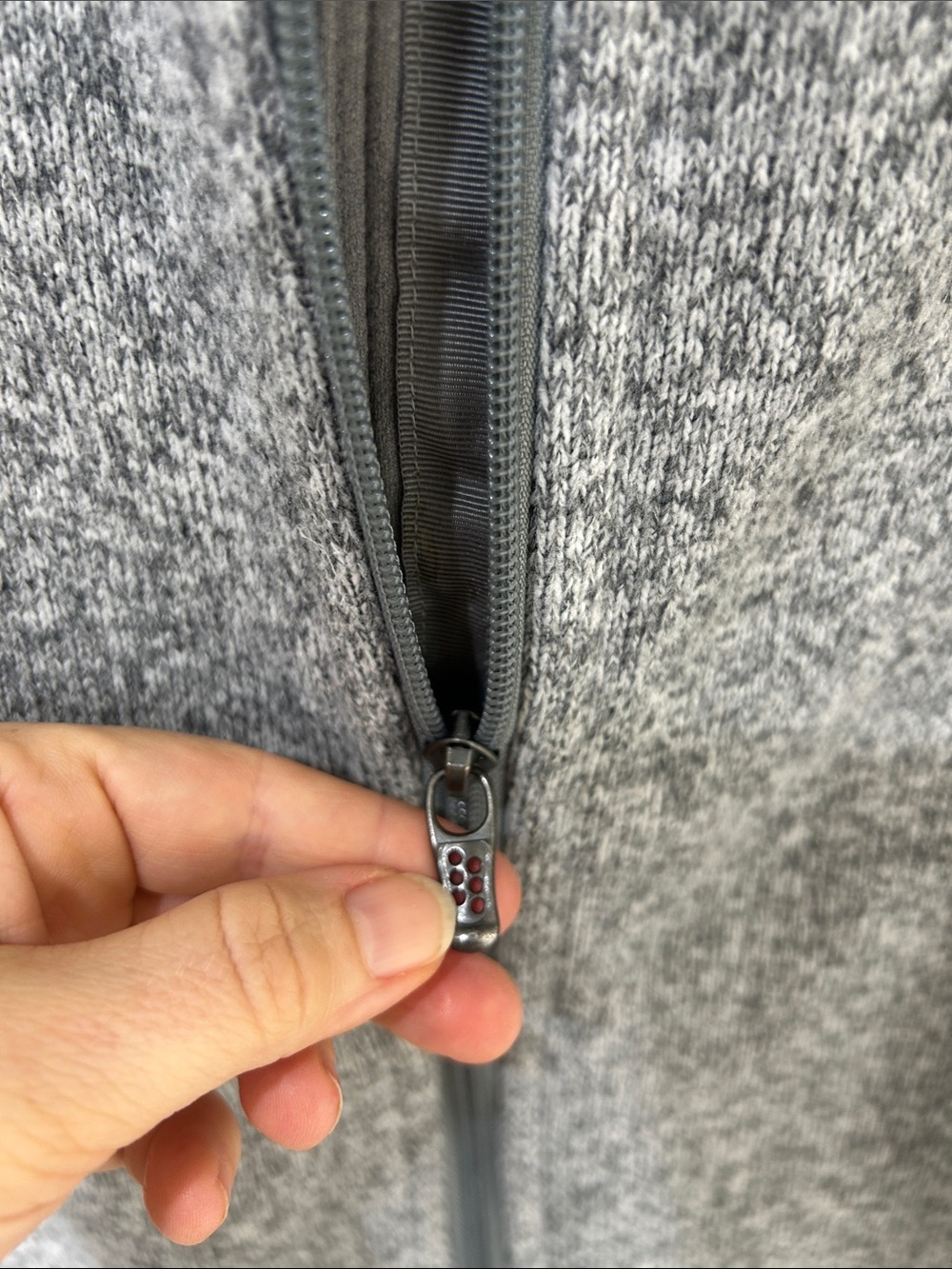 PATAGONIA Gray Better Sweater Fleece Vest Size Medium - Picture 8 of 16